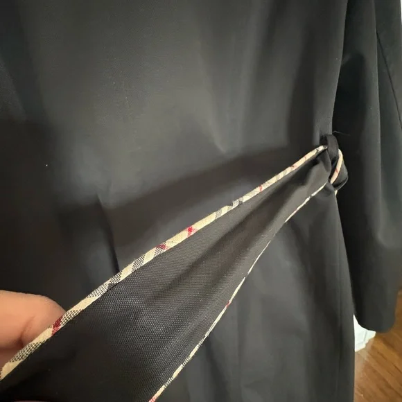 Black Trench Coat Burberry Sample - Picture 5 of 7